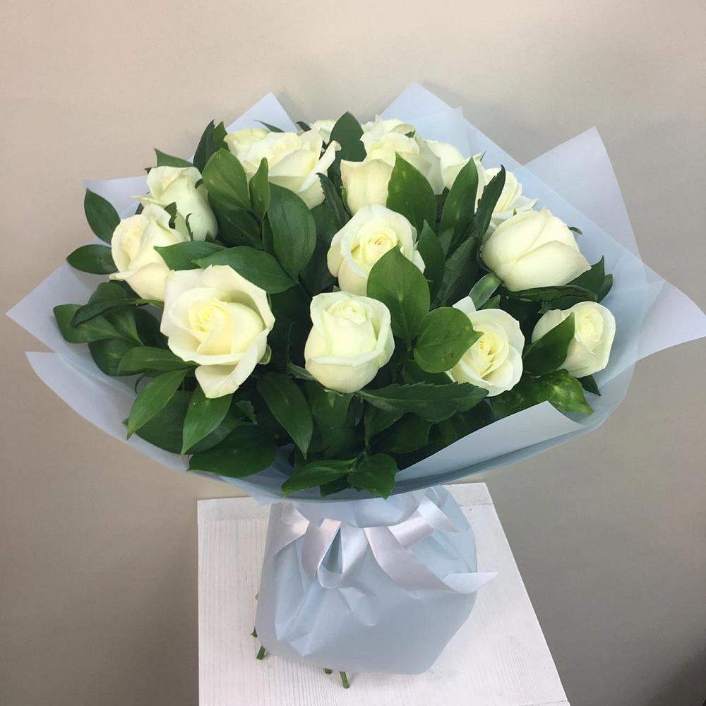 Букет 15 Белых роз Проуд в Урыве-Покровке