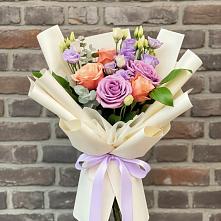 Букет цветов из:  Лизиантусы и Розы в Урыве-Покровке