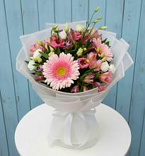 Букет цветов из:  Герберы, Альстромерии и Лизиантусы в Урыве-Покровке