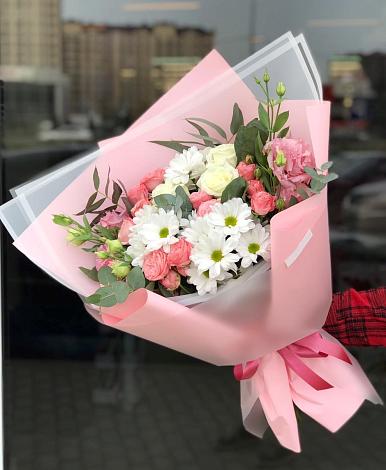 Букет цветов из: Розы, Лизиантусы и Хризантемы в Урыве-Покровке